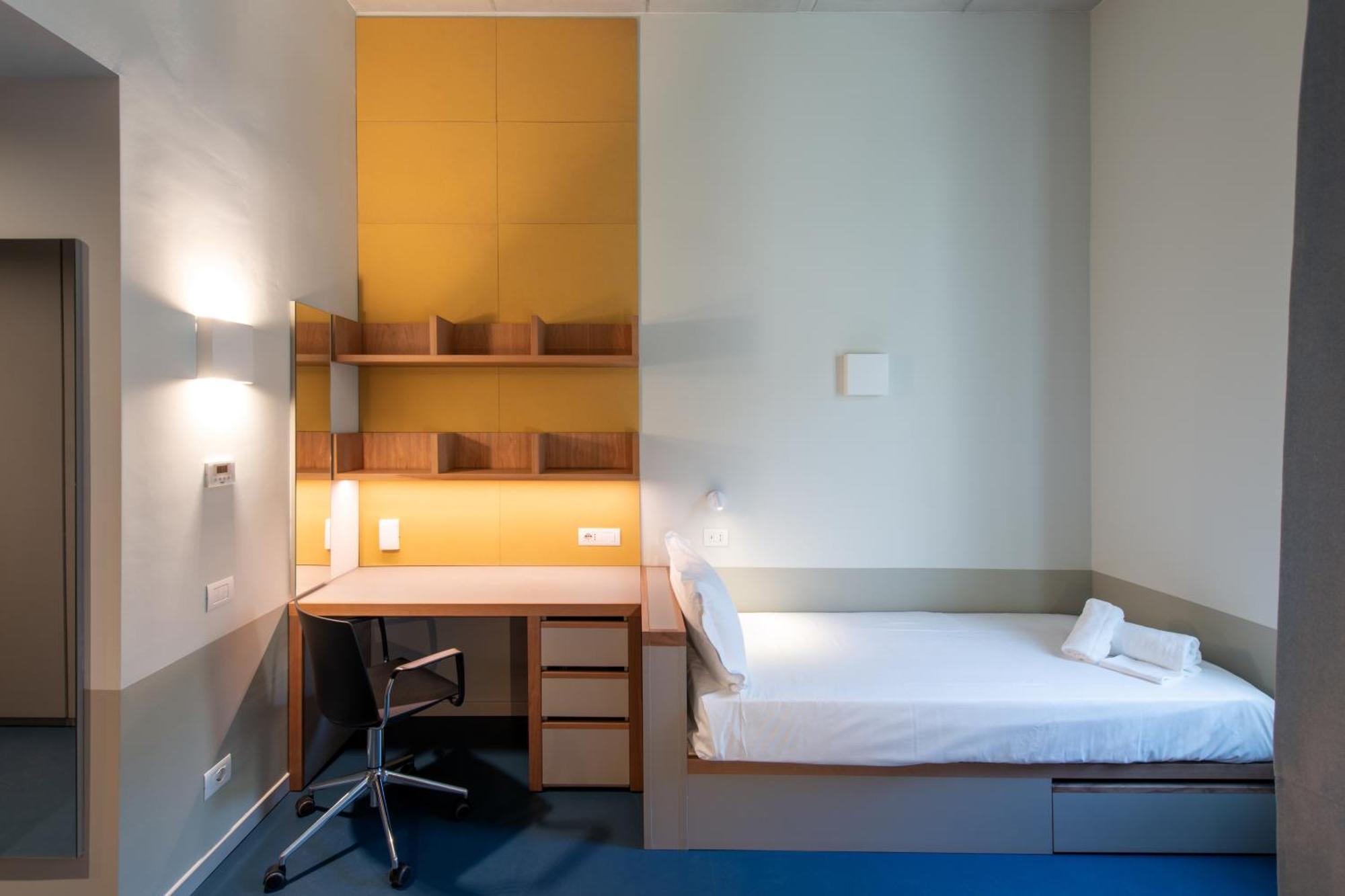 Giovenale Milan Navigli - Modern Rooms And Open Spaces In The Heart Of The City ภายนอก รูปภาพ